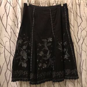 Coupe Collection Black Embroidered Skirt - Size  9